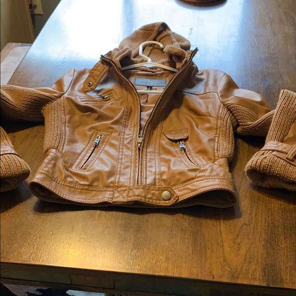 Jacket - Picture 1 of 3